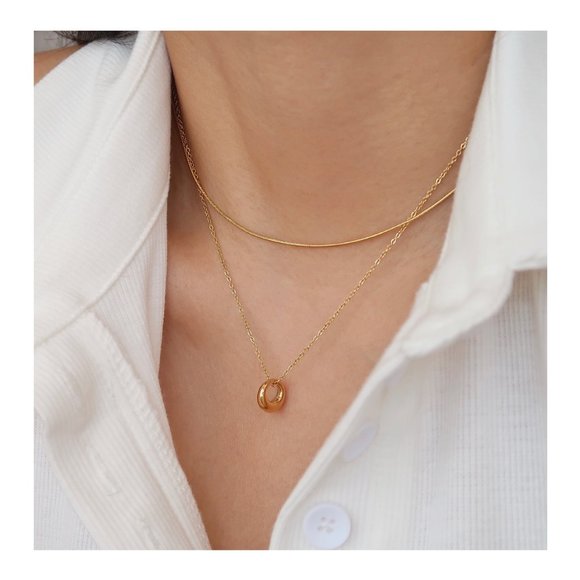 NEW 18K Gold Plated Snake Chain Necklace - Picture 3 of 10